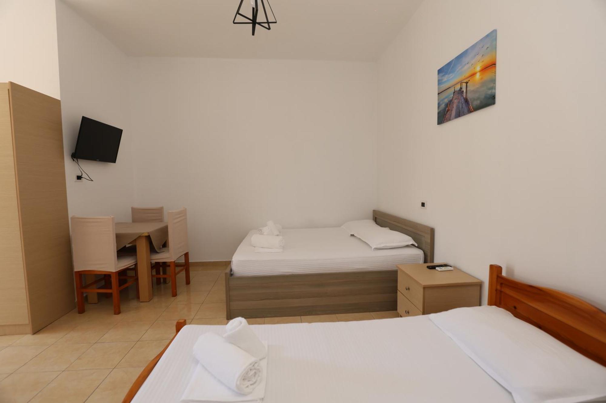 Michelle Apartments Ksamil Exteriör bild