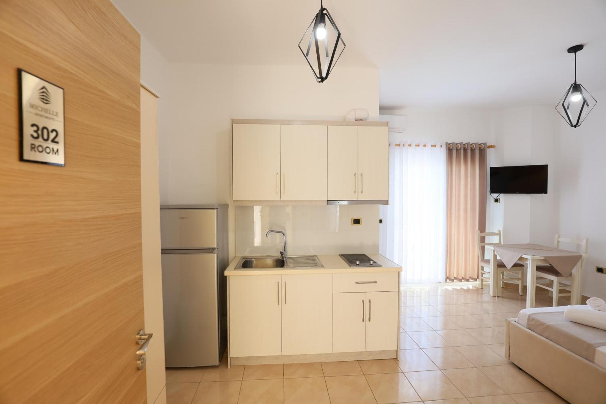 Michelle Apartments Ksamil Exteriör bild
